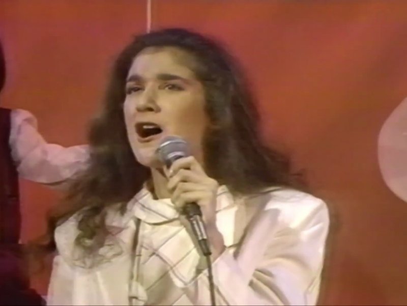 Dion presents her ‘Chants et contes de Noël’ album (FULL SPECIAL_1983-news